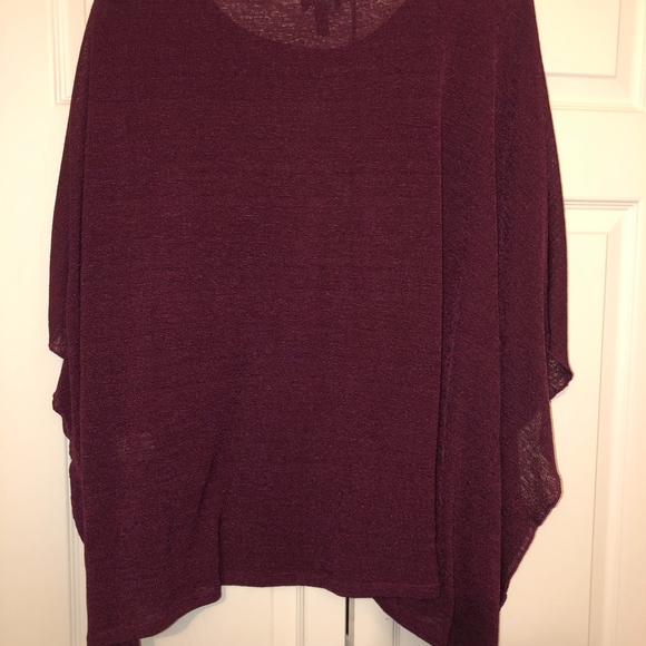 Top - Picture 2 of 3